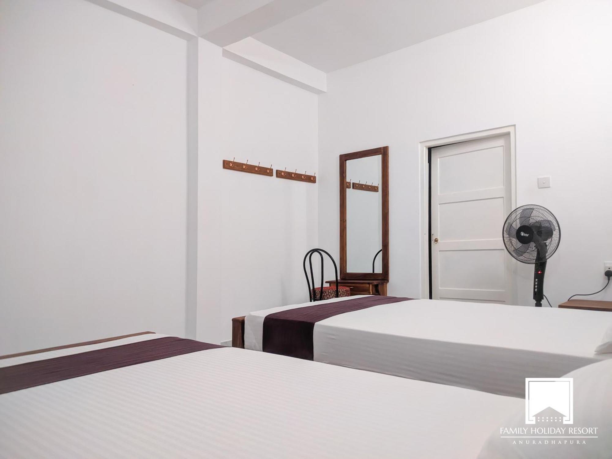 Family Holiday Resort Anuradhapura Eksteriør billede